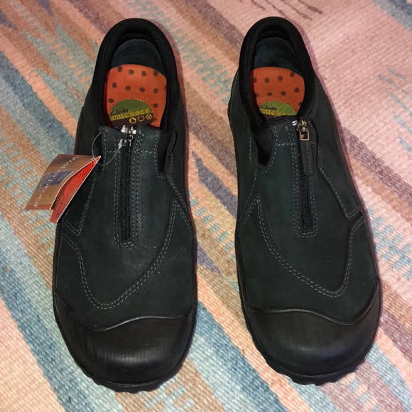 clarks cloudsteppers waterproof